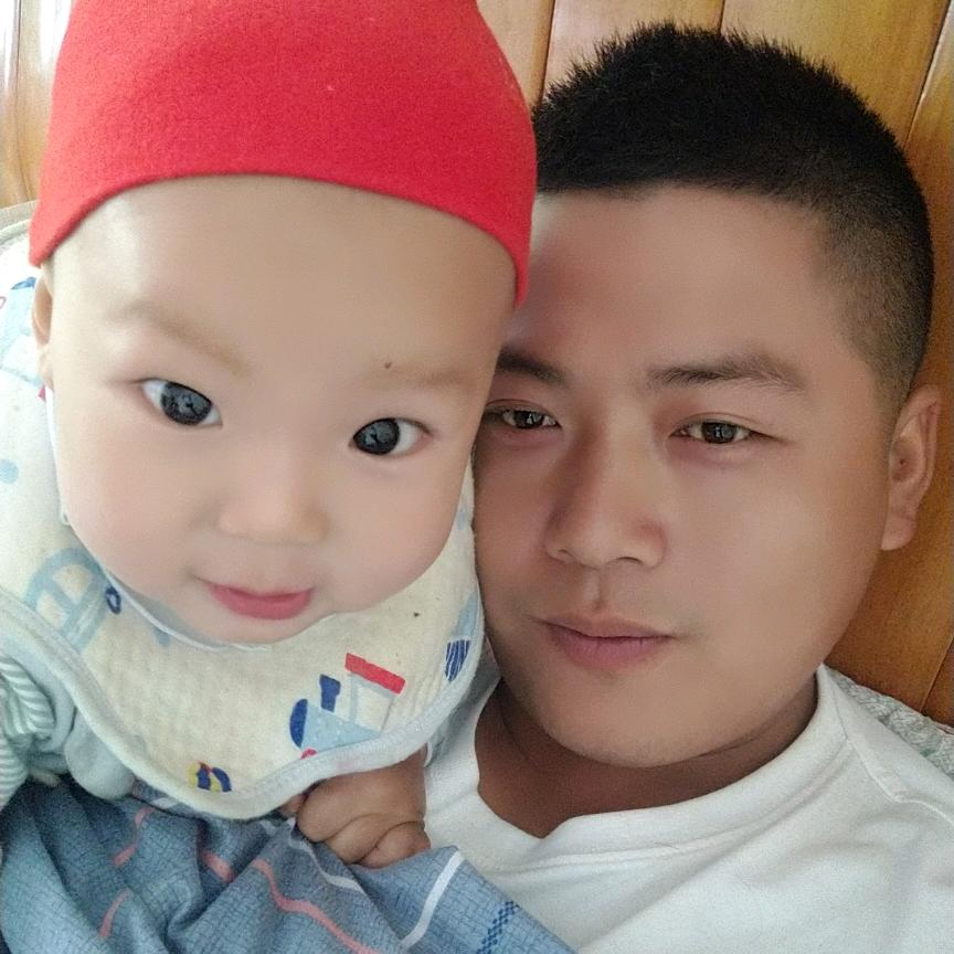 龙家兄弟光伏团队