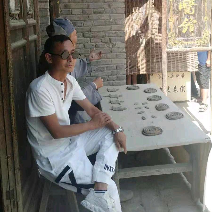 石油工人张老五