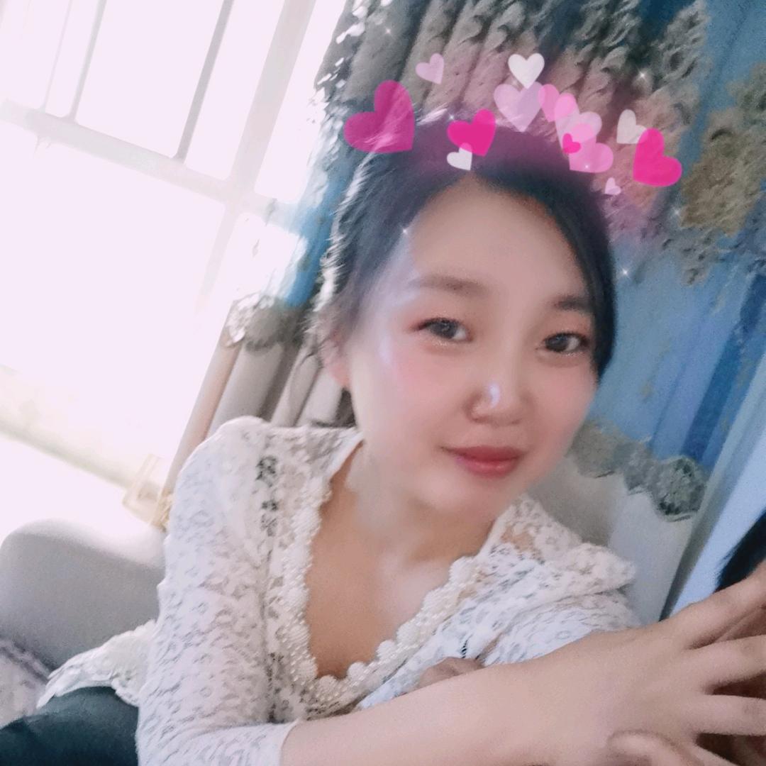 爱跑调的小雪