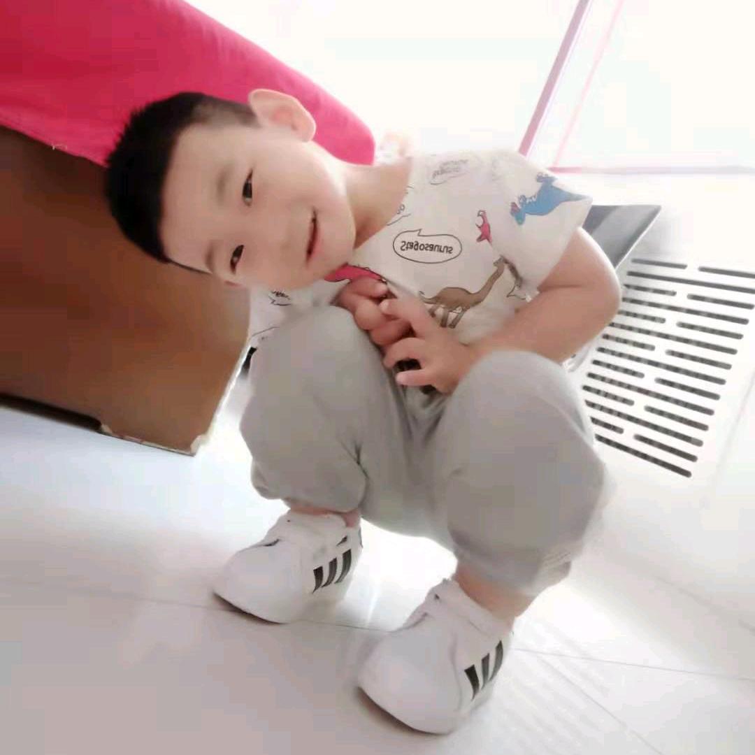 M坚持
