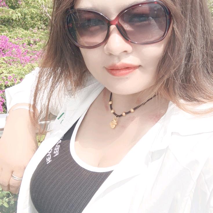墨江山咔咔布朗小罗