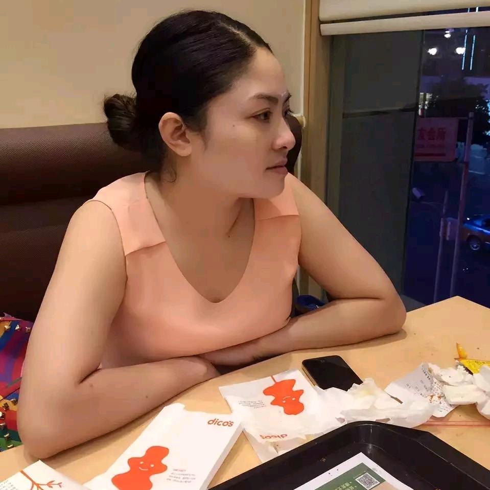 小林姐19:50开播