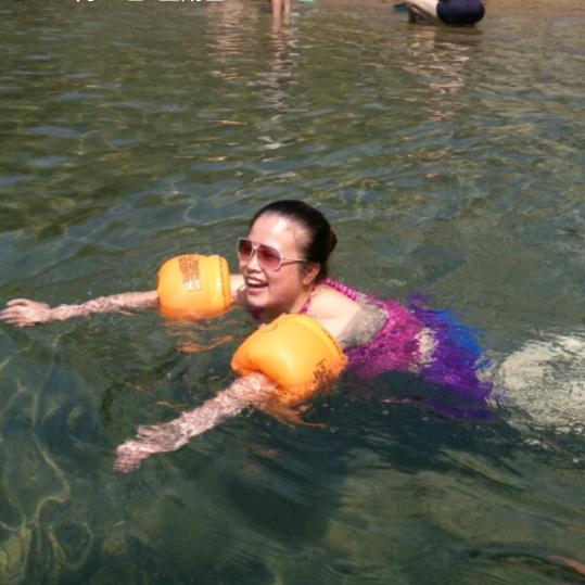 霆皇名车（英姐）