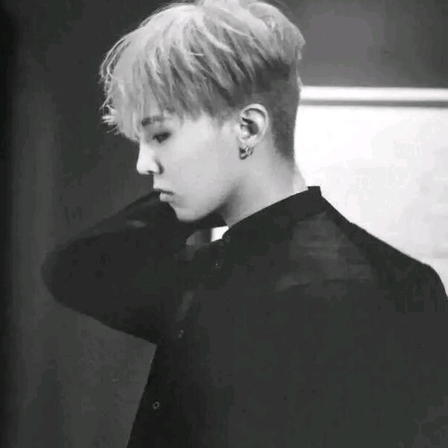 啊金贵州晶鑫建筑设备租赁有限公司