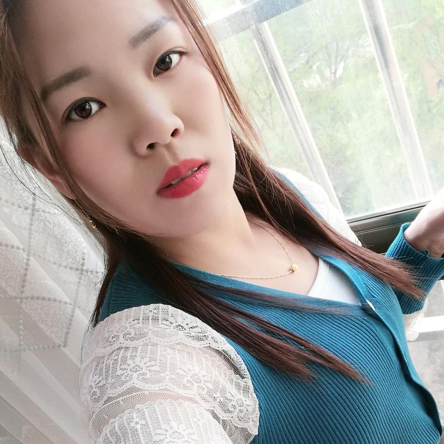 嘴角扬起的微笑