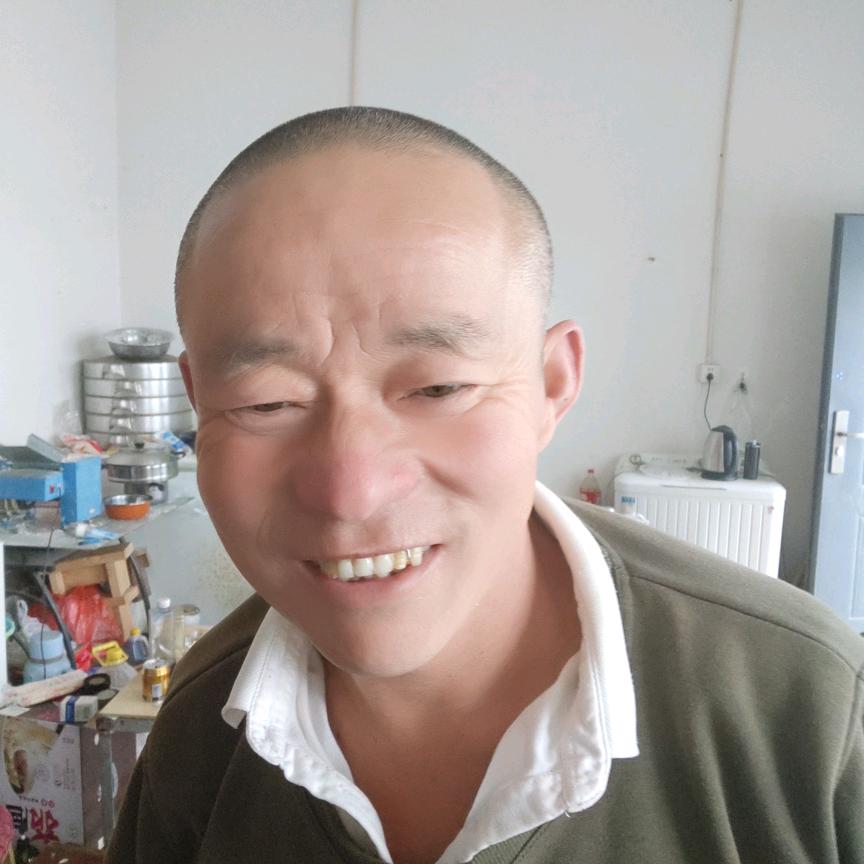 不要喊我红砖请喊我许春明