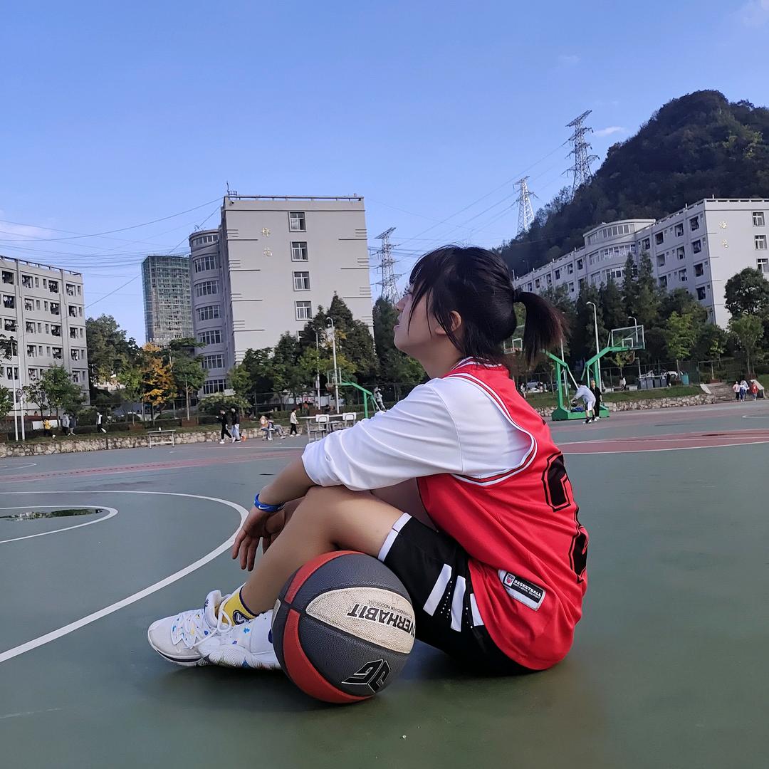 雕雕🏀