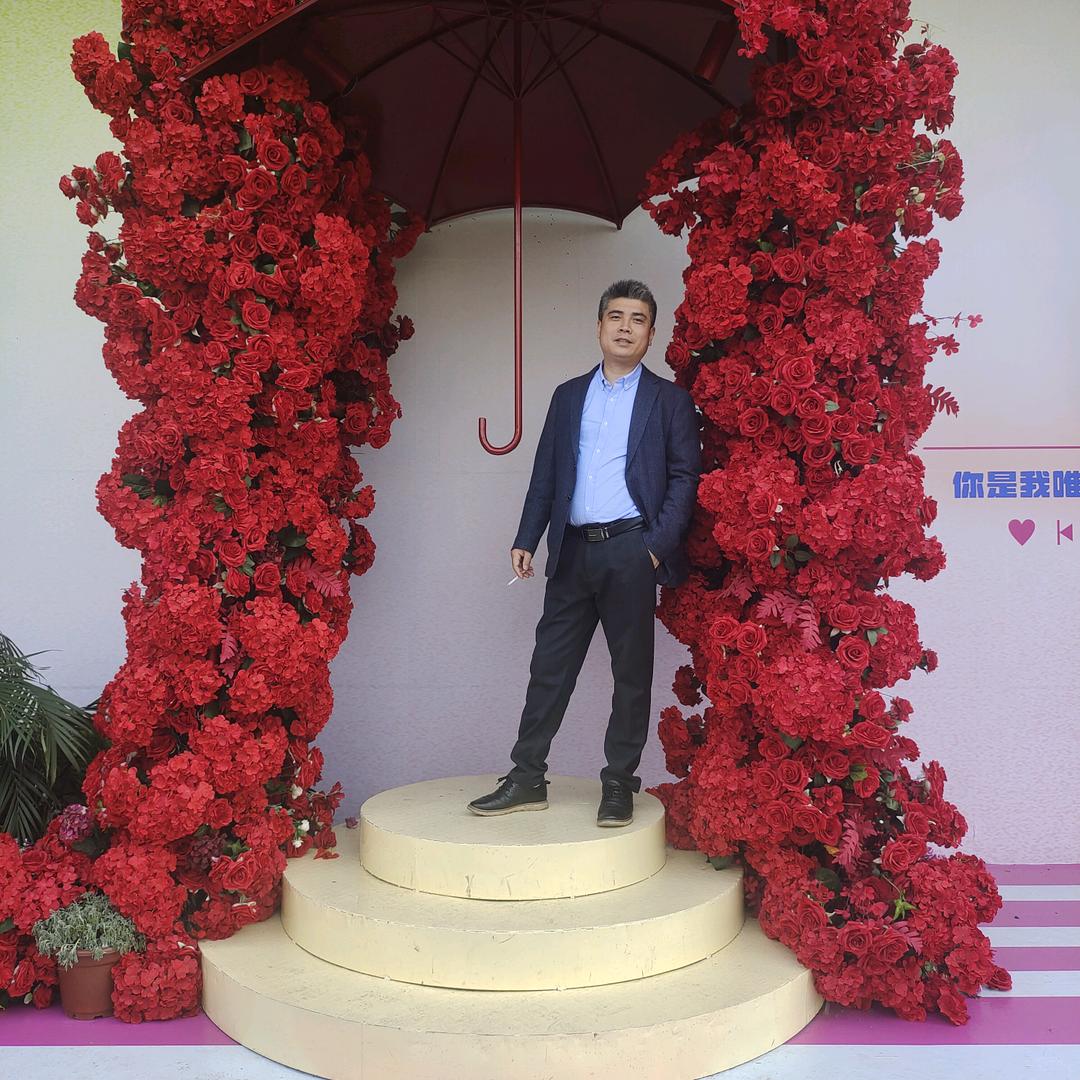 武冈装小帮仓储中心邓乐园