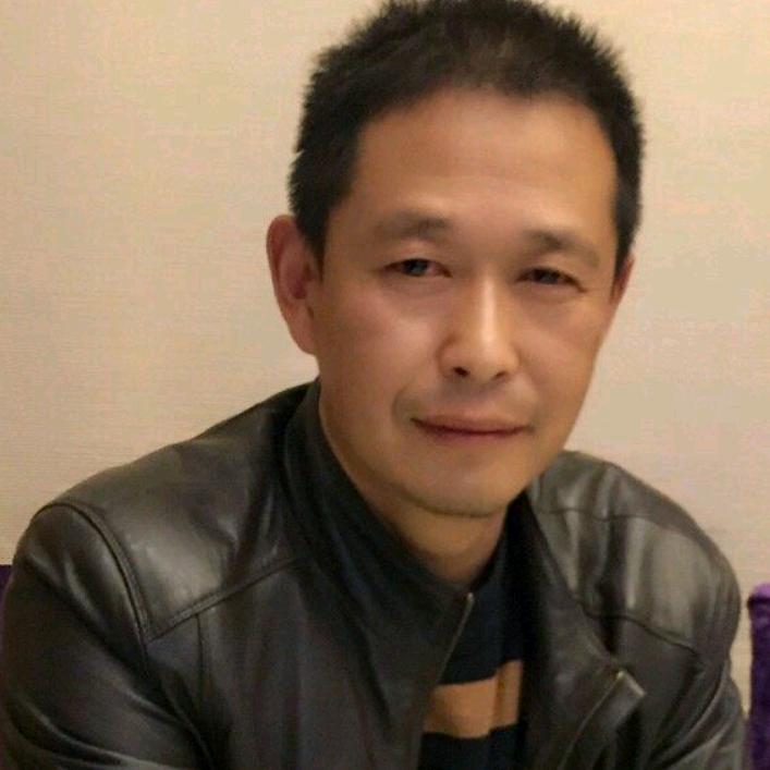 七彩∽快乐哆哥