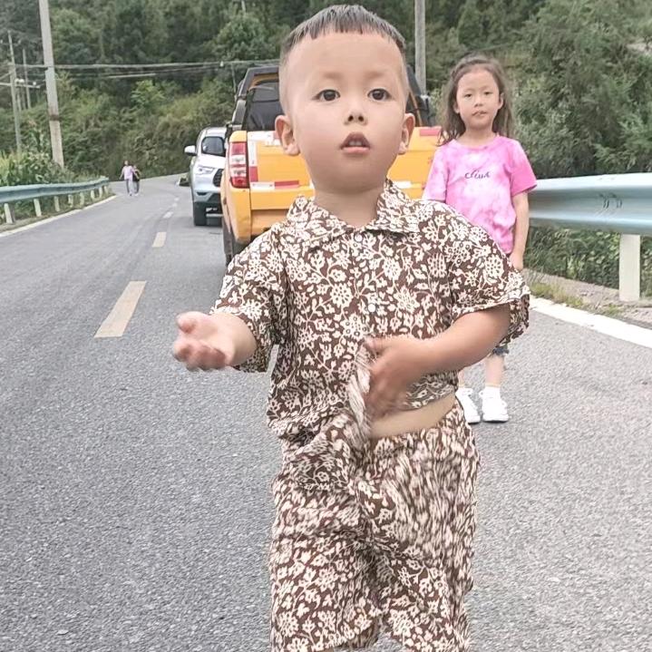 天天见面(｡･ω･｡)ﾉ♡