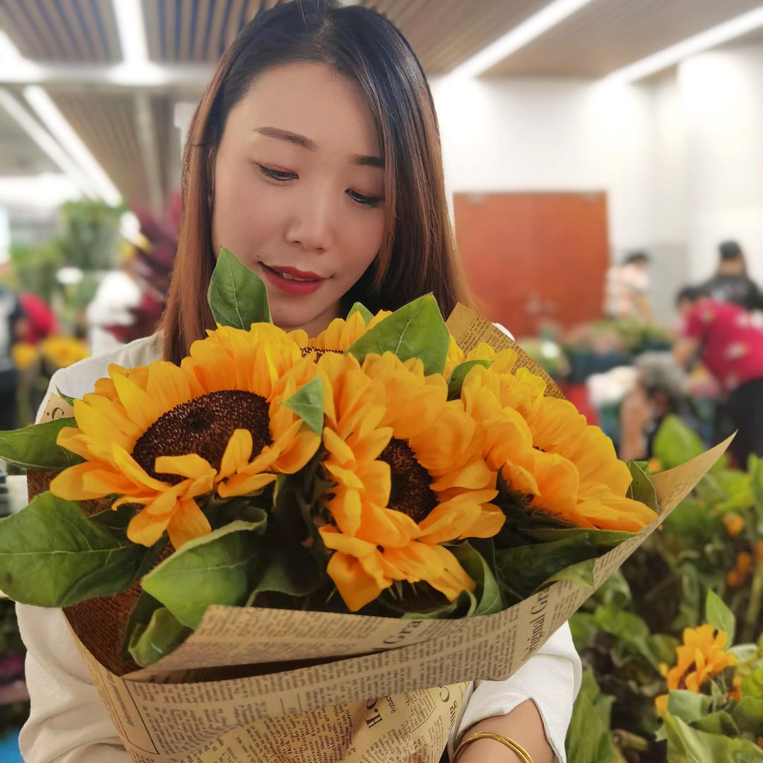 娟娟花卉（正在直播中）