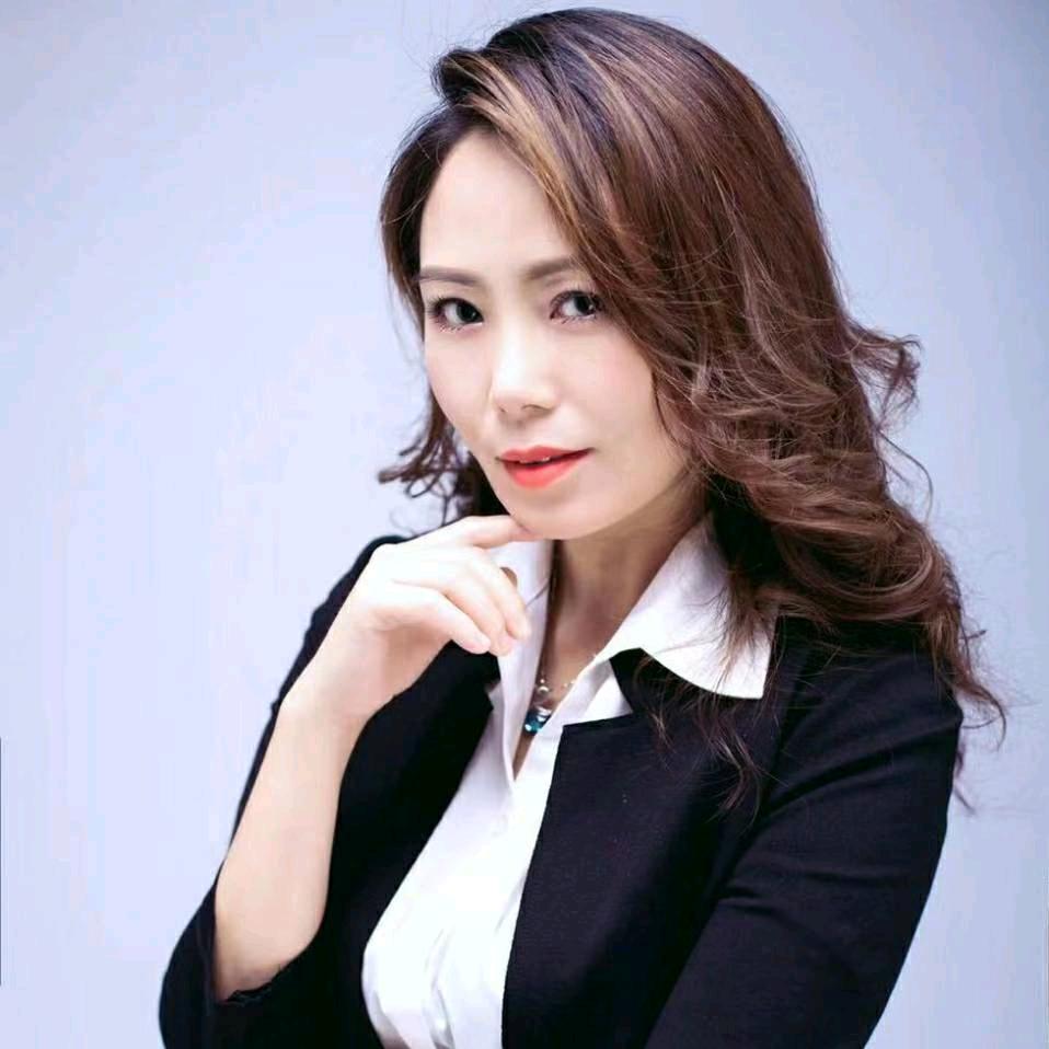 泳往直前的红袖