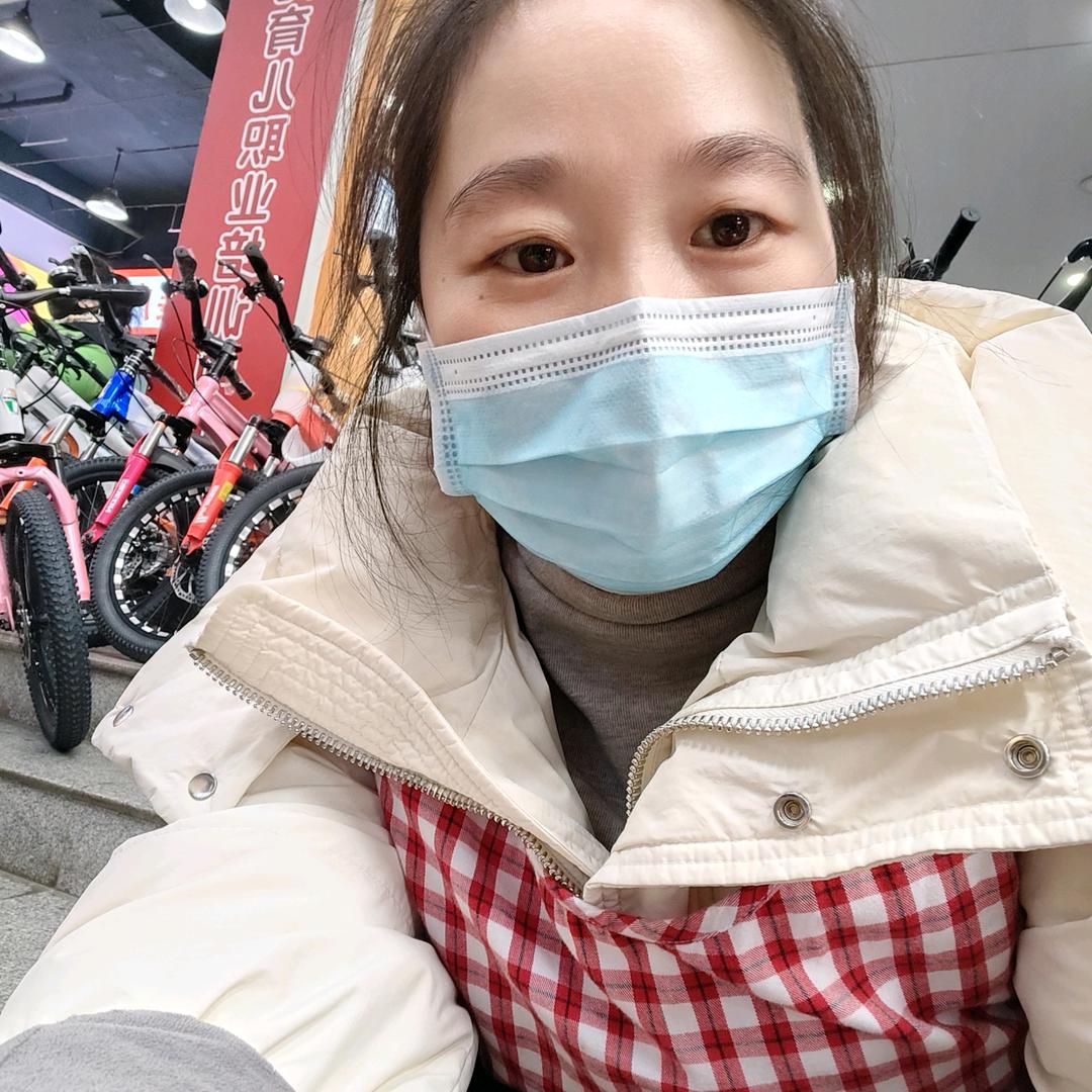 沙市区洪城七色光车行