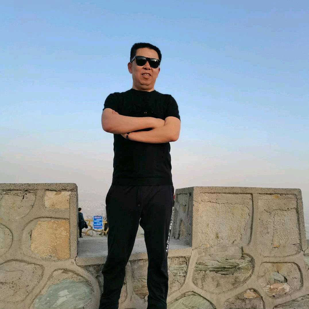 无敌老董
