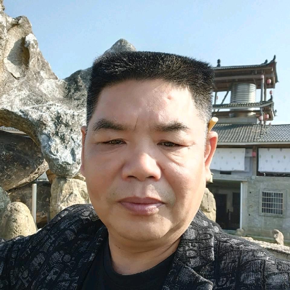 秋哥(勇往直前)