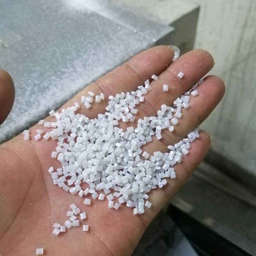 惠州市惠阳区新圩鹤运塑胶原料行