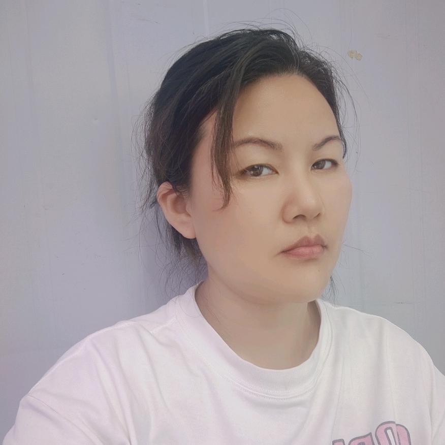 五媳妇儿（在摆摊）