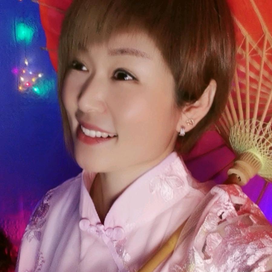 小英：