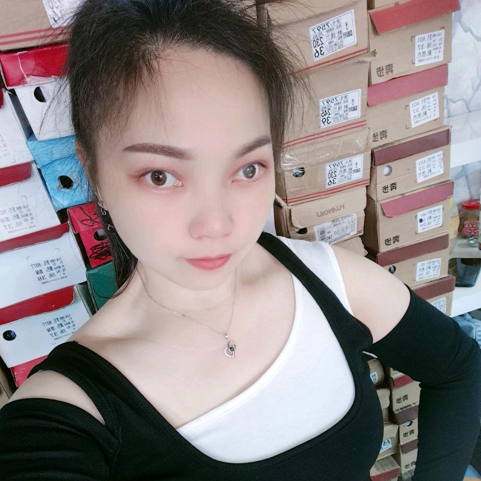何家二姑娘
