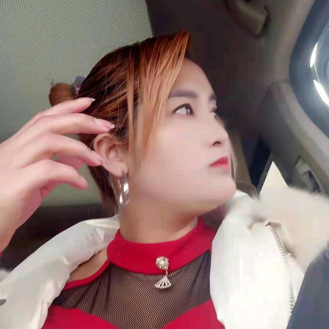 带刺的玫瑰
