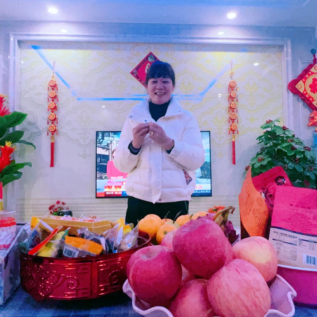 月依秋水