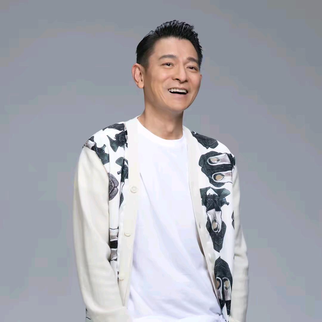 阿宝歌 郊尾宝洁汽修厂