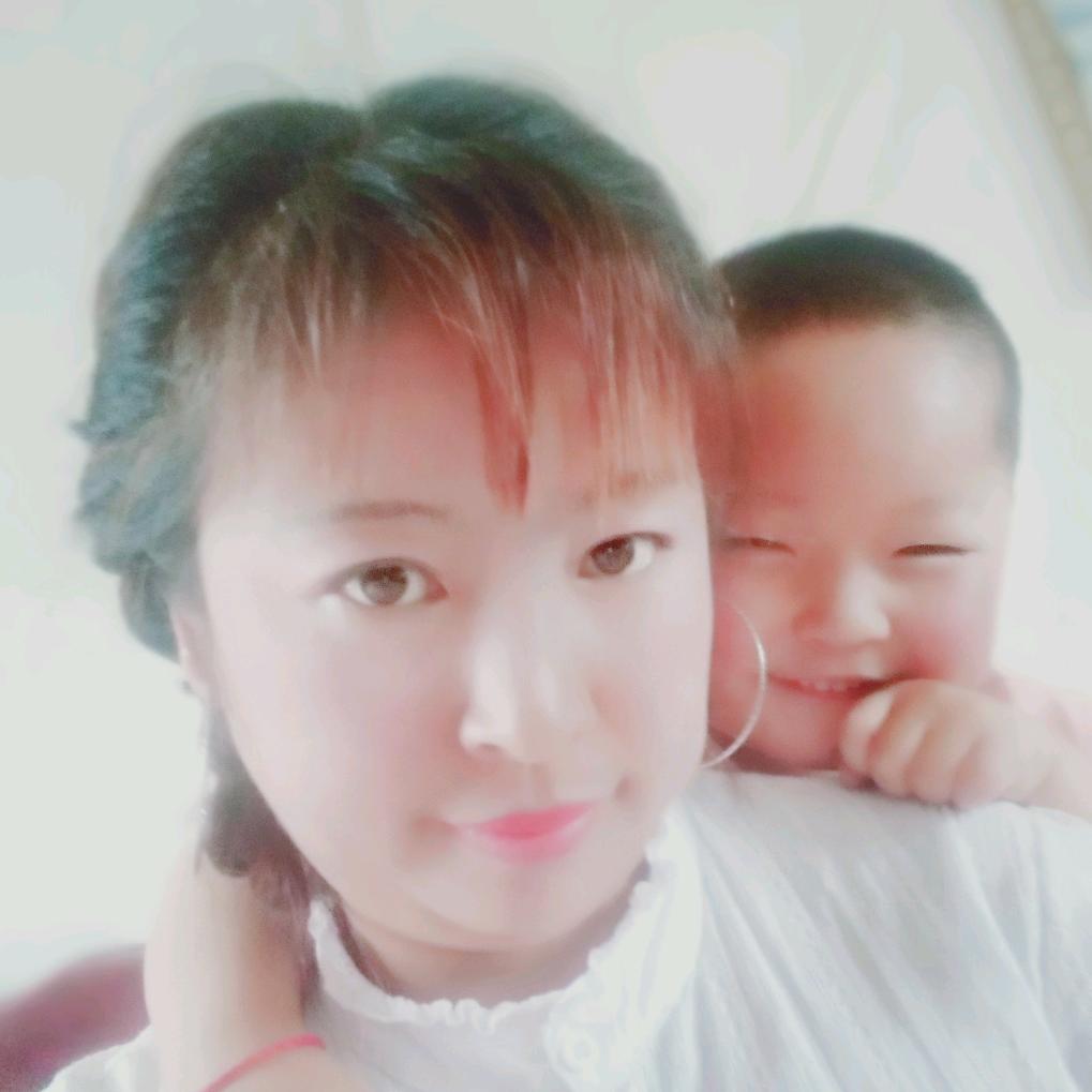 ‶)八零后的草莓姐,