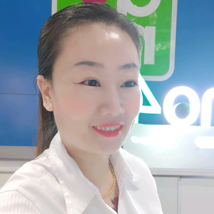 逗乐马姐
