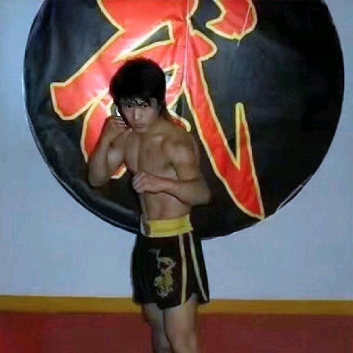 威震搏击俱乐部