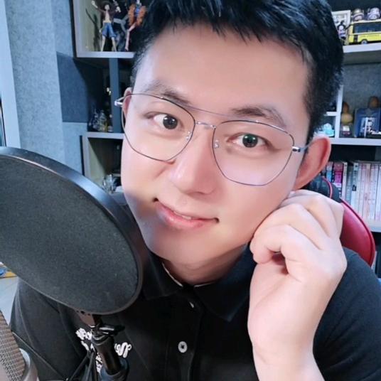 配音师_李小牛