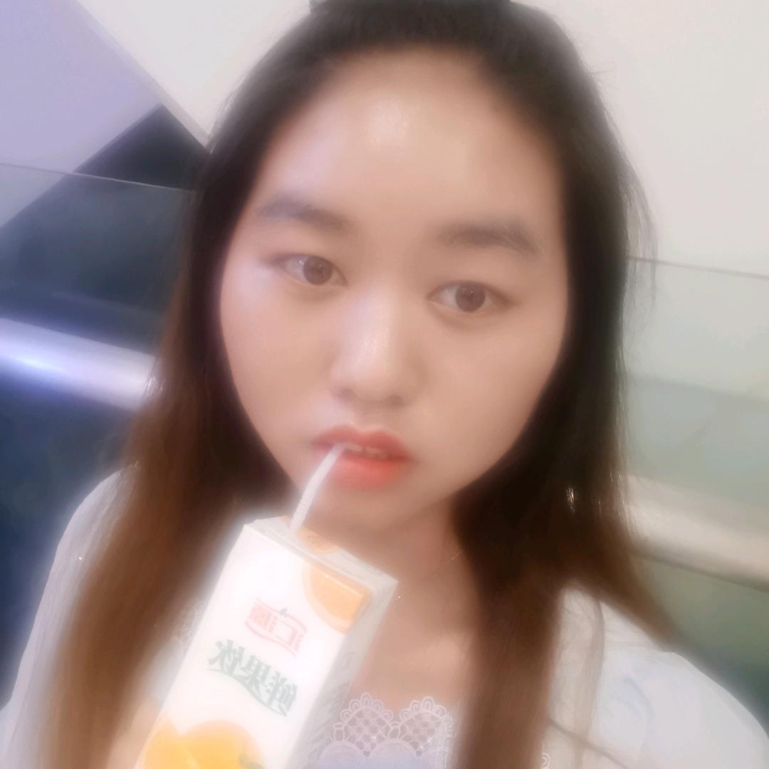 开心的小吃货