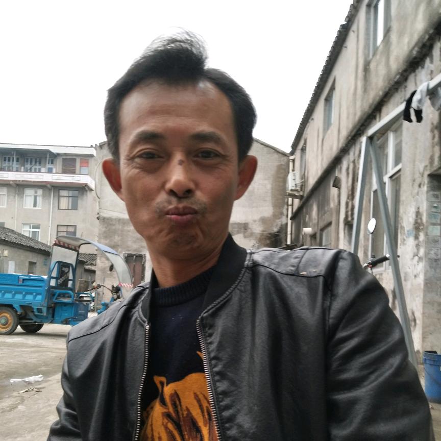 林红
