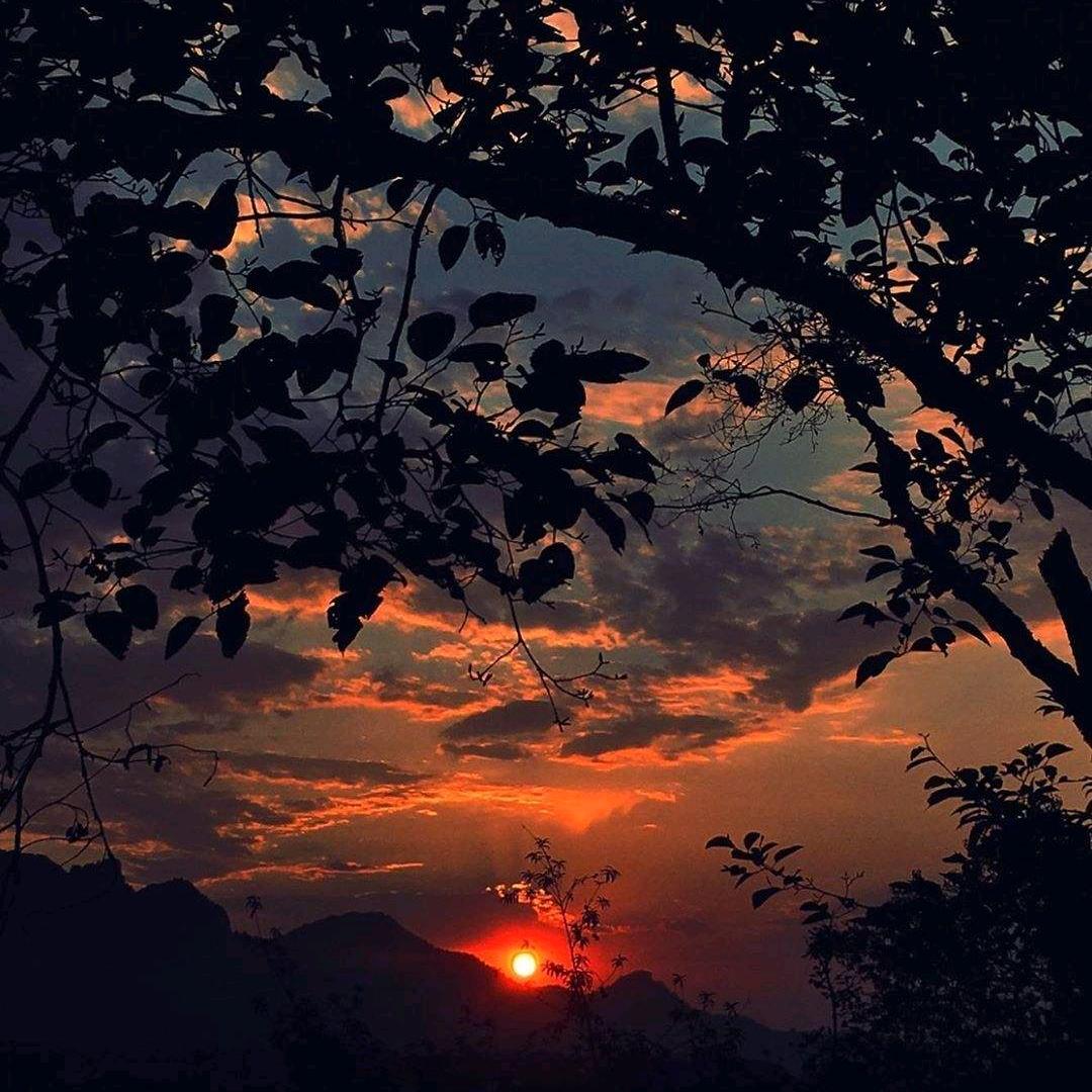 一个贩卖时间的年轻人 。