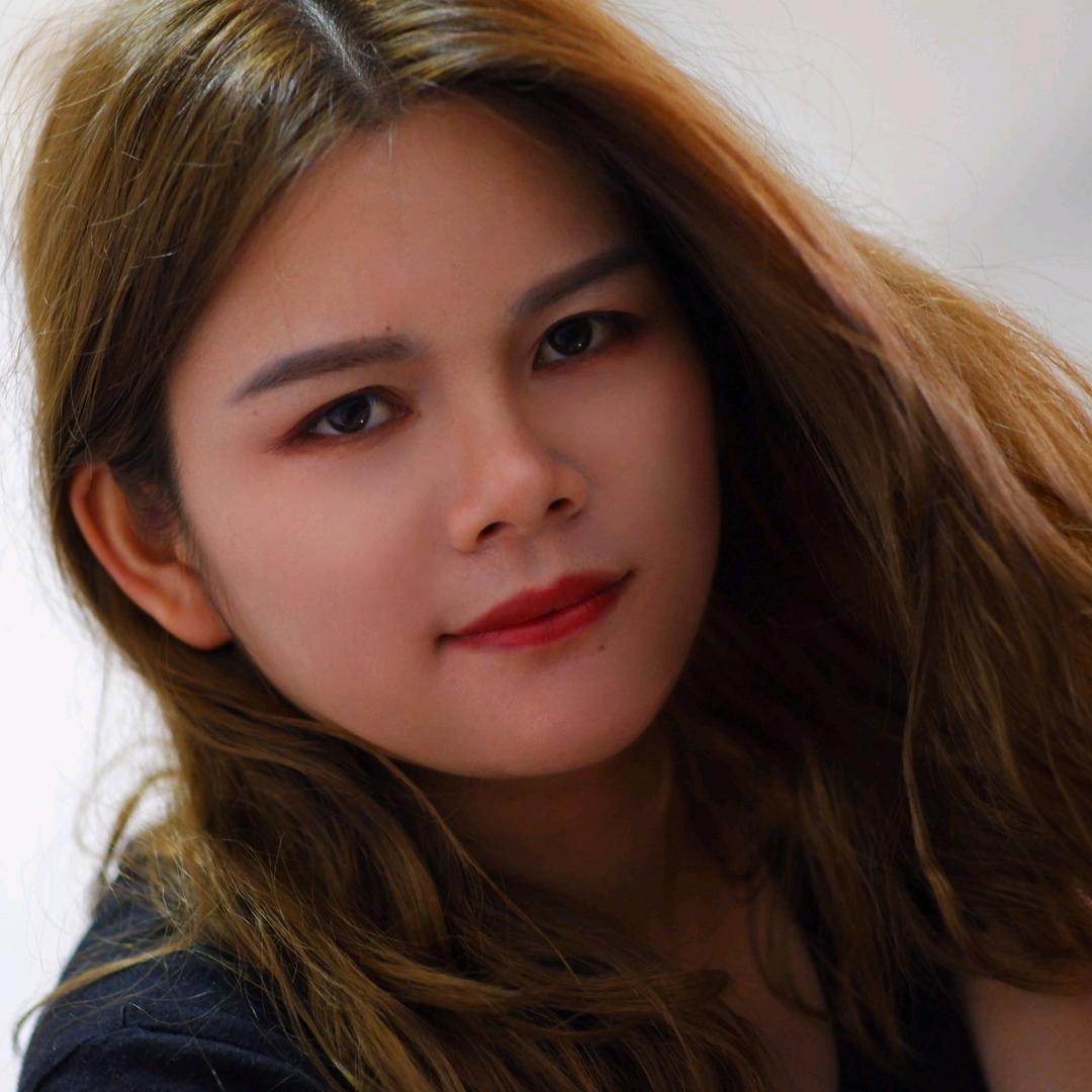 @花花 .QZ