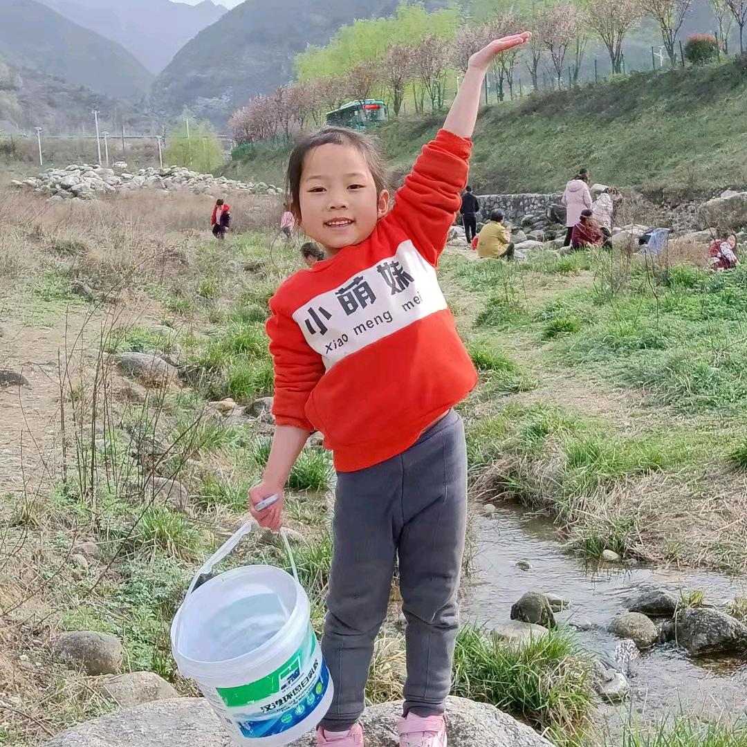 向钱看