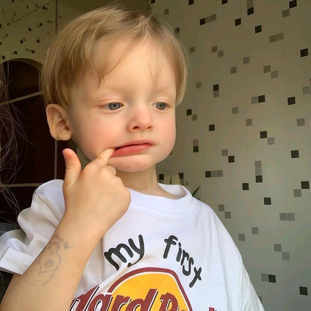 帅哥长残了而已