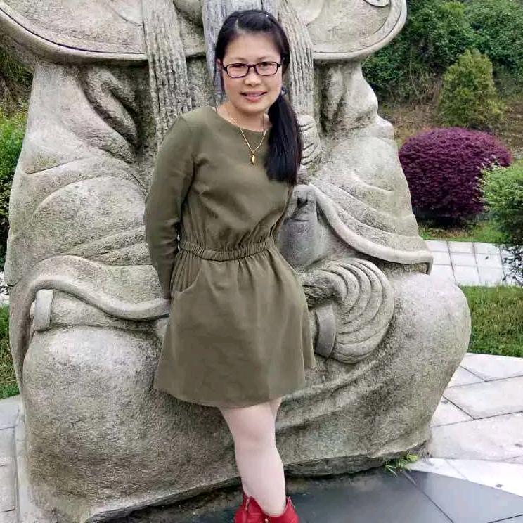 易家女子 ，余家媳妇儿