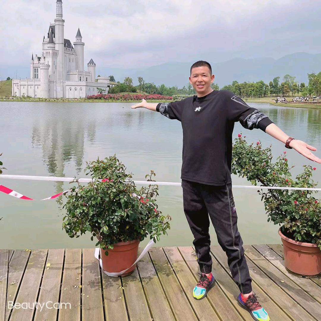 飞宏