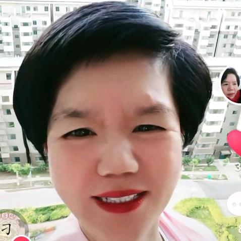 云裳国际服装城51001原野翱翔