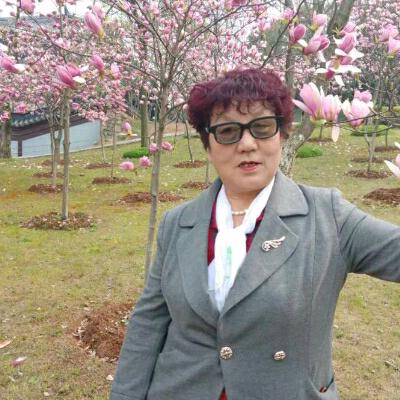 黄爱丽