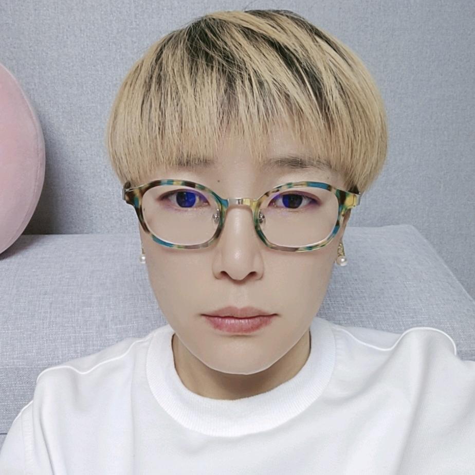 安之秀《美衣铺》