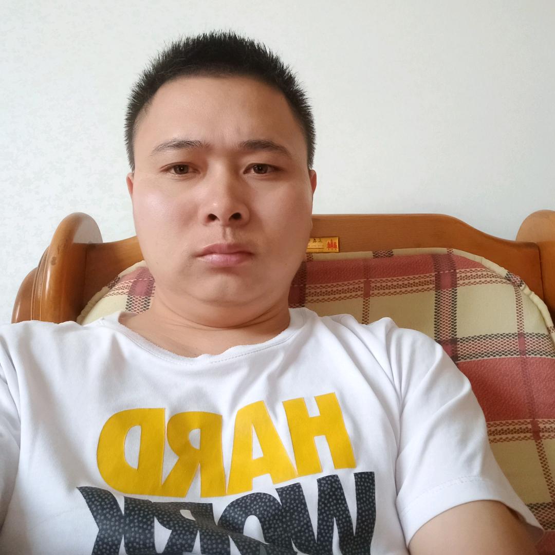 努力中的涂料工