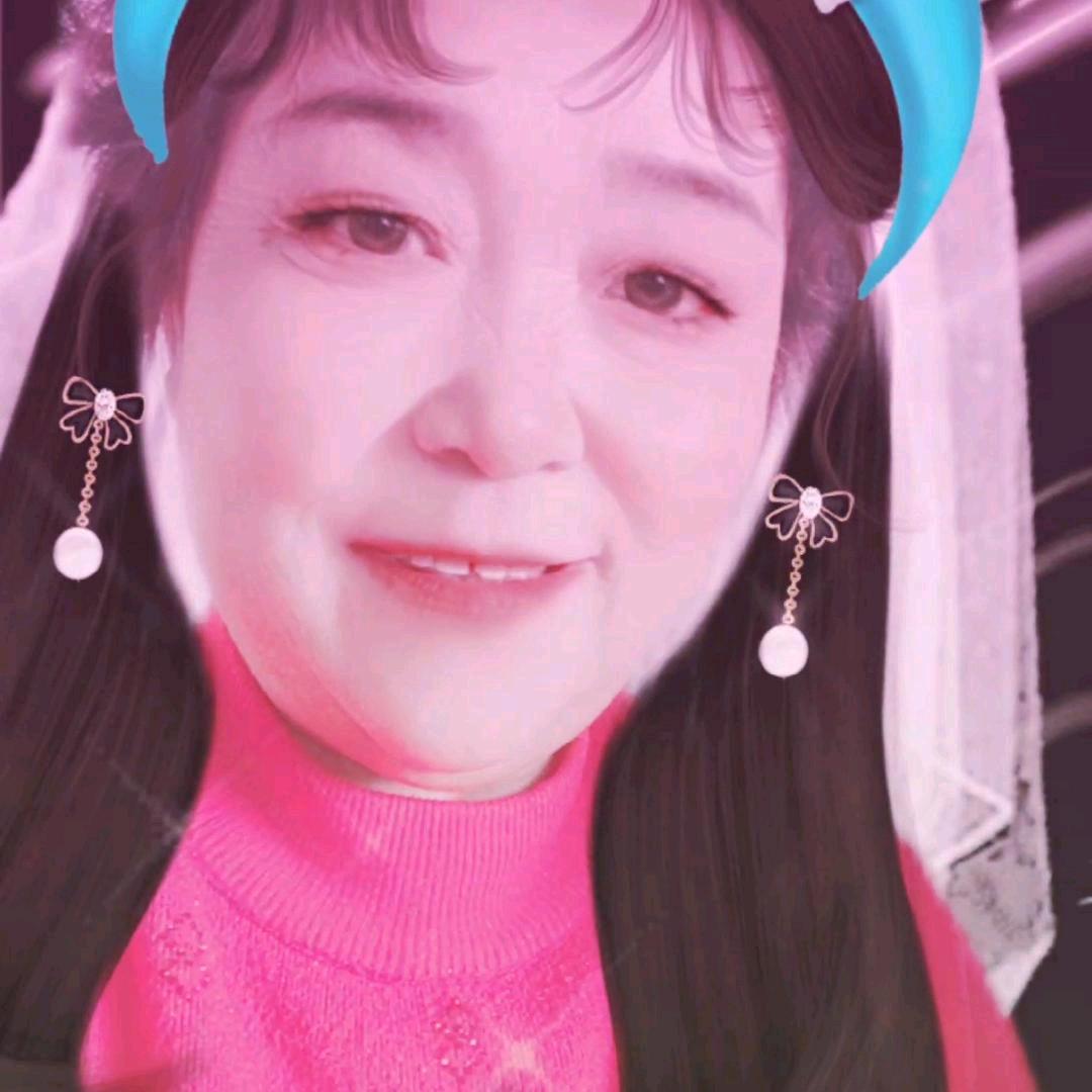 爱芹🌹(拒绝私聊)