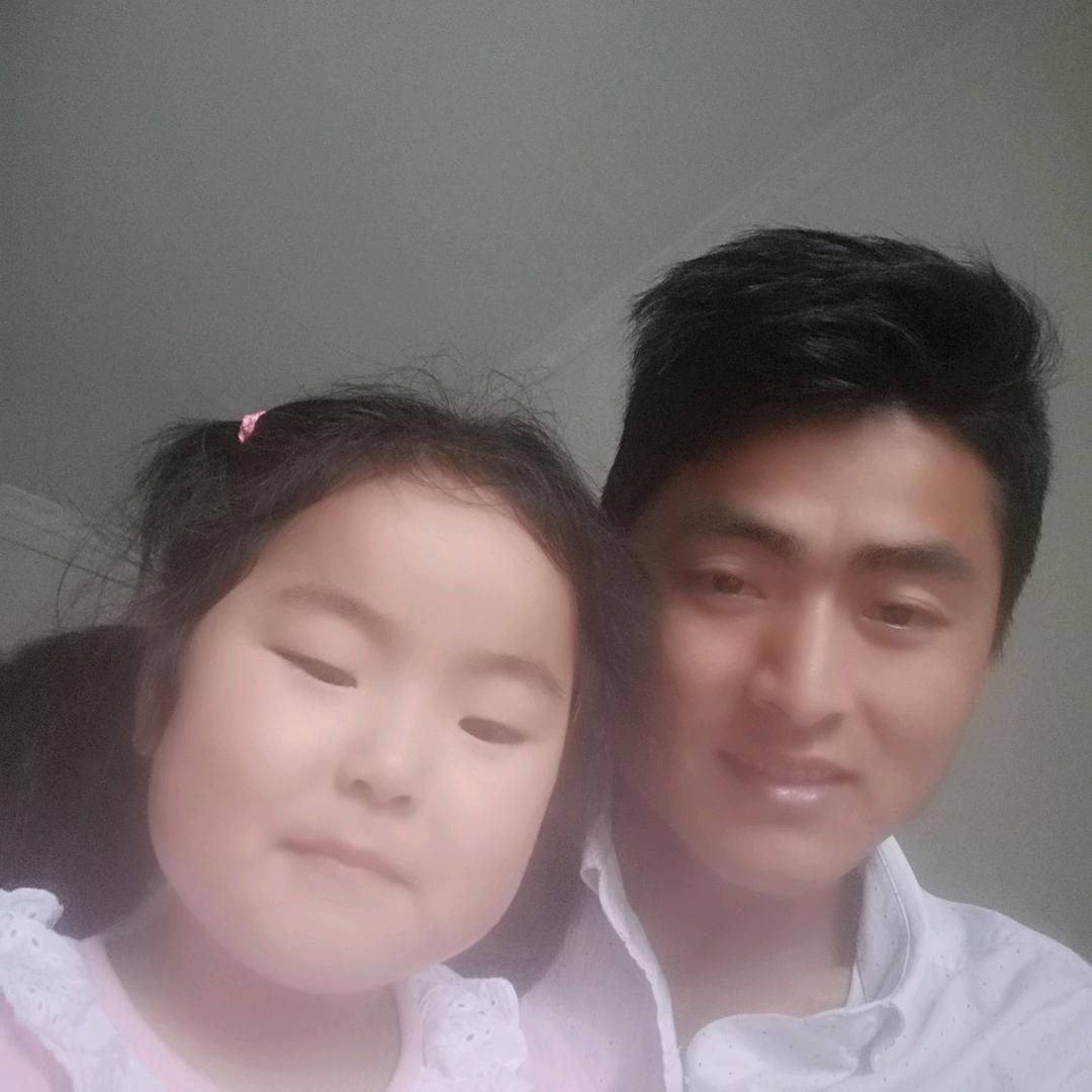 坐在坟头调戏鬼，