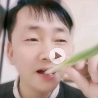 周建军(清风团队，奶奶团团长)香梨