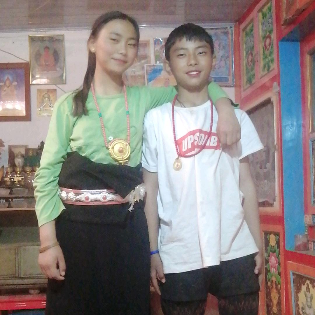 藏族女孩儿🌙🌹