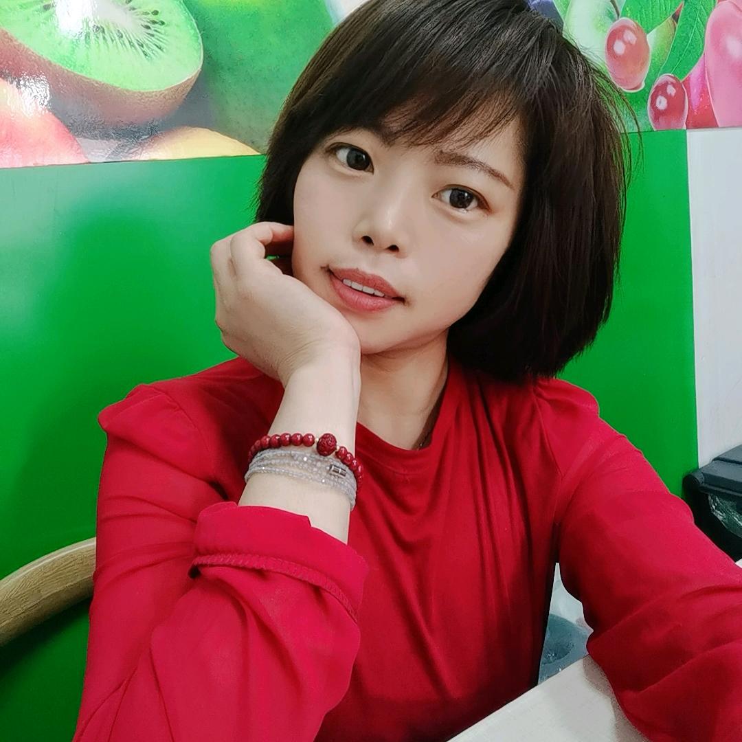 首艺美发造型~专业烫发