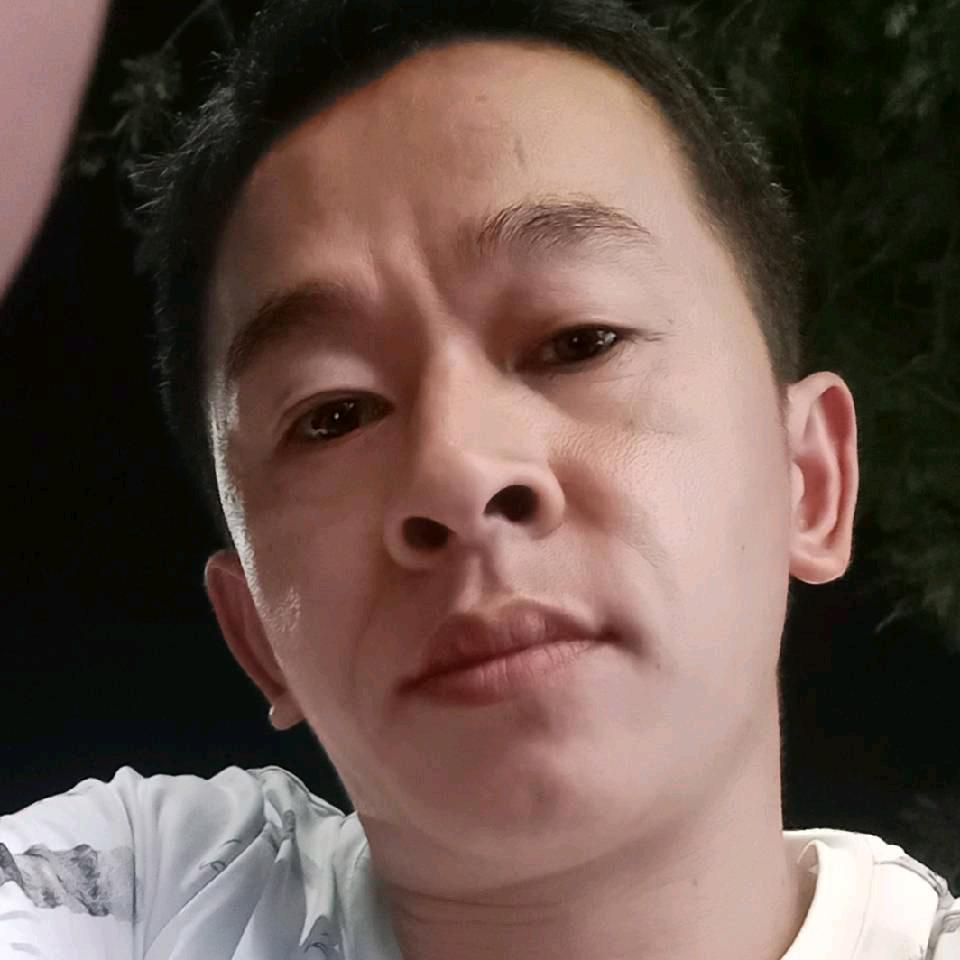 种甜柿的小哥哥