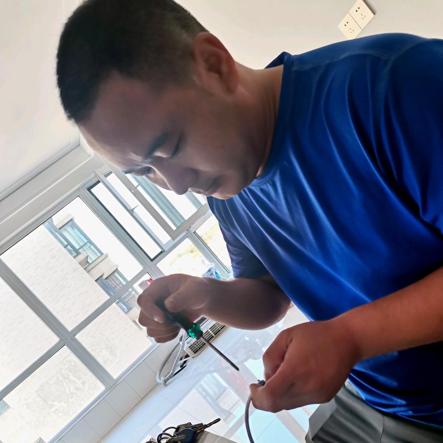 辛集旺旺水电 防水 清地暖 全屋净水设备