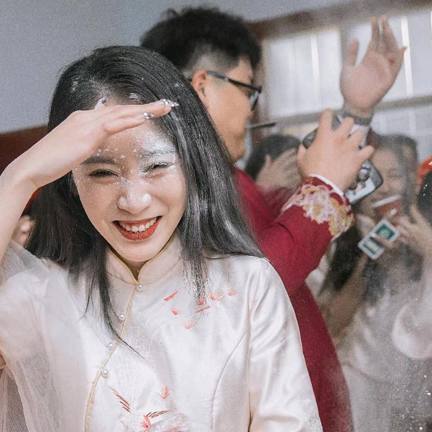 爱琴海婚嫁伴娘工作室
